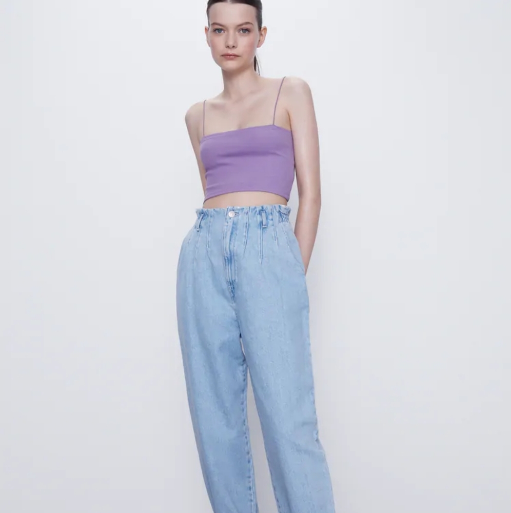 CROPPED TANK TOP